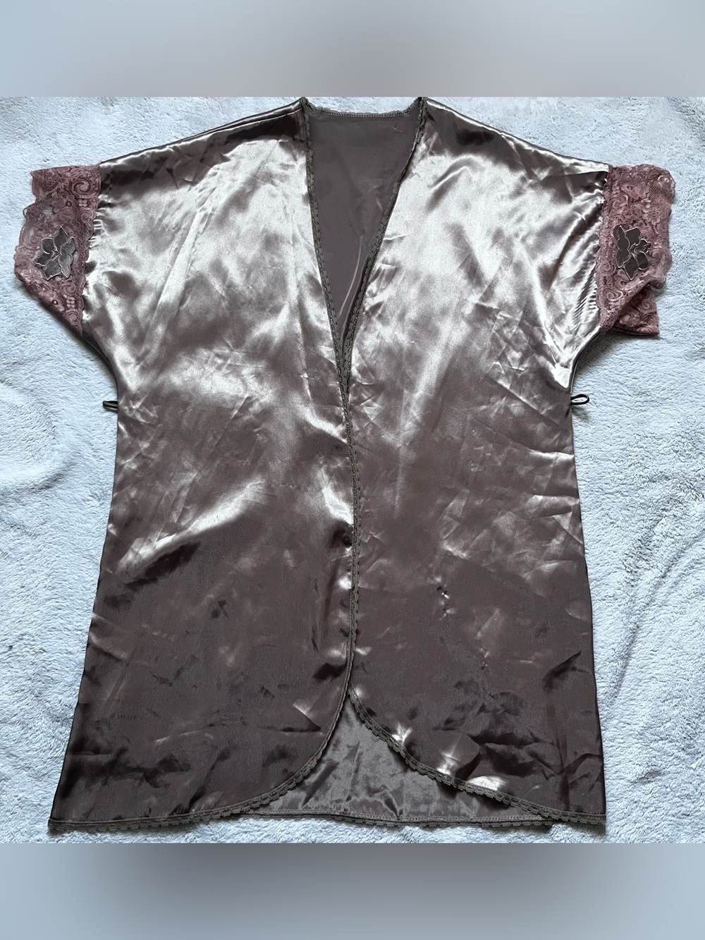 VTG Partners Mervyns women’s Brown Satin Robe size small